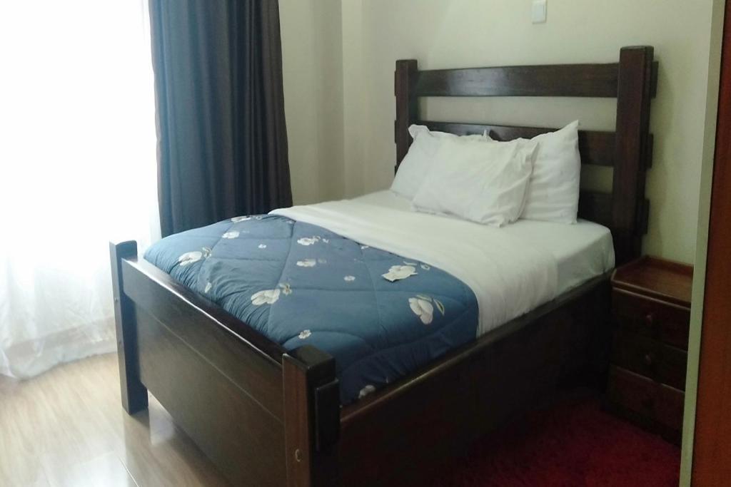 S. Lucie Sapphire Court Apartment Nairobi Bagian luar foto