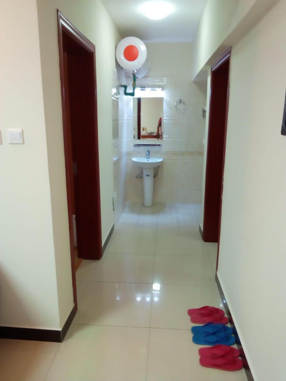 S. Lucie Sapphire Court Apartment Nairobi Bagian luar foto