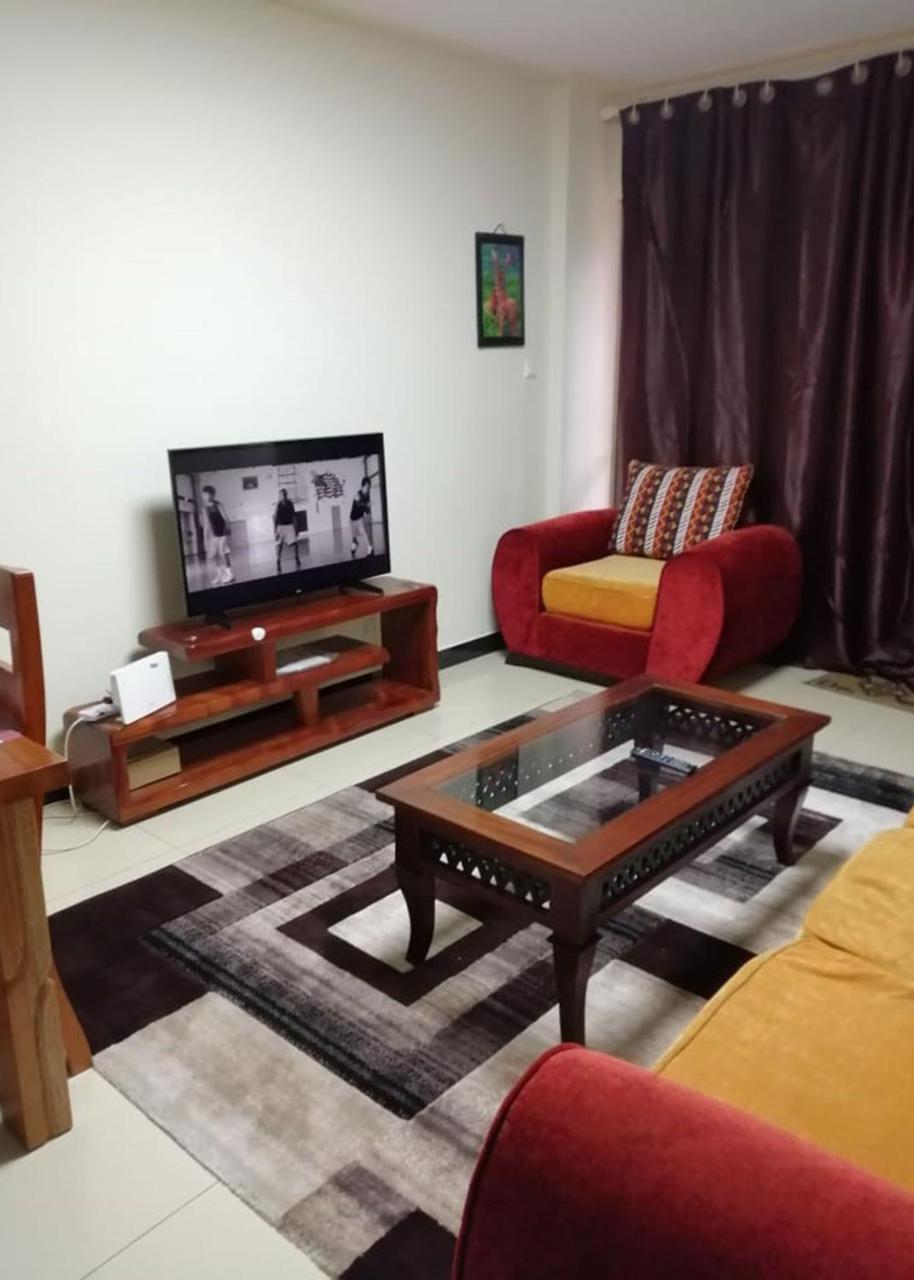 S. Lucie Sapphire Court Apartment Nairobi Bagian luar foto