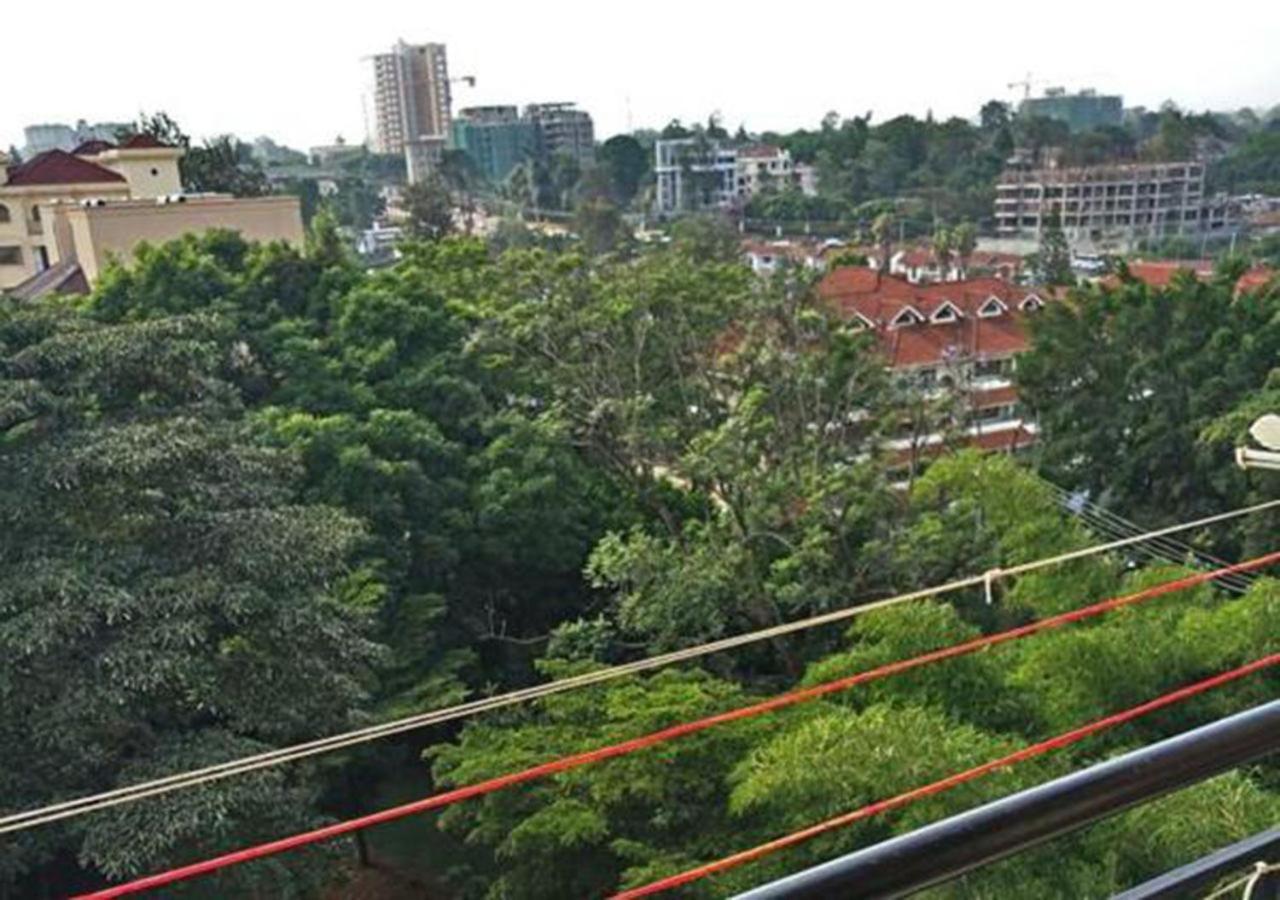 S. Lucie Sapphire Court Apartment Nairobi Bagian luar foto