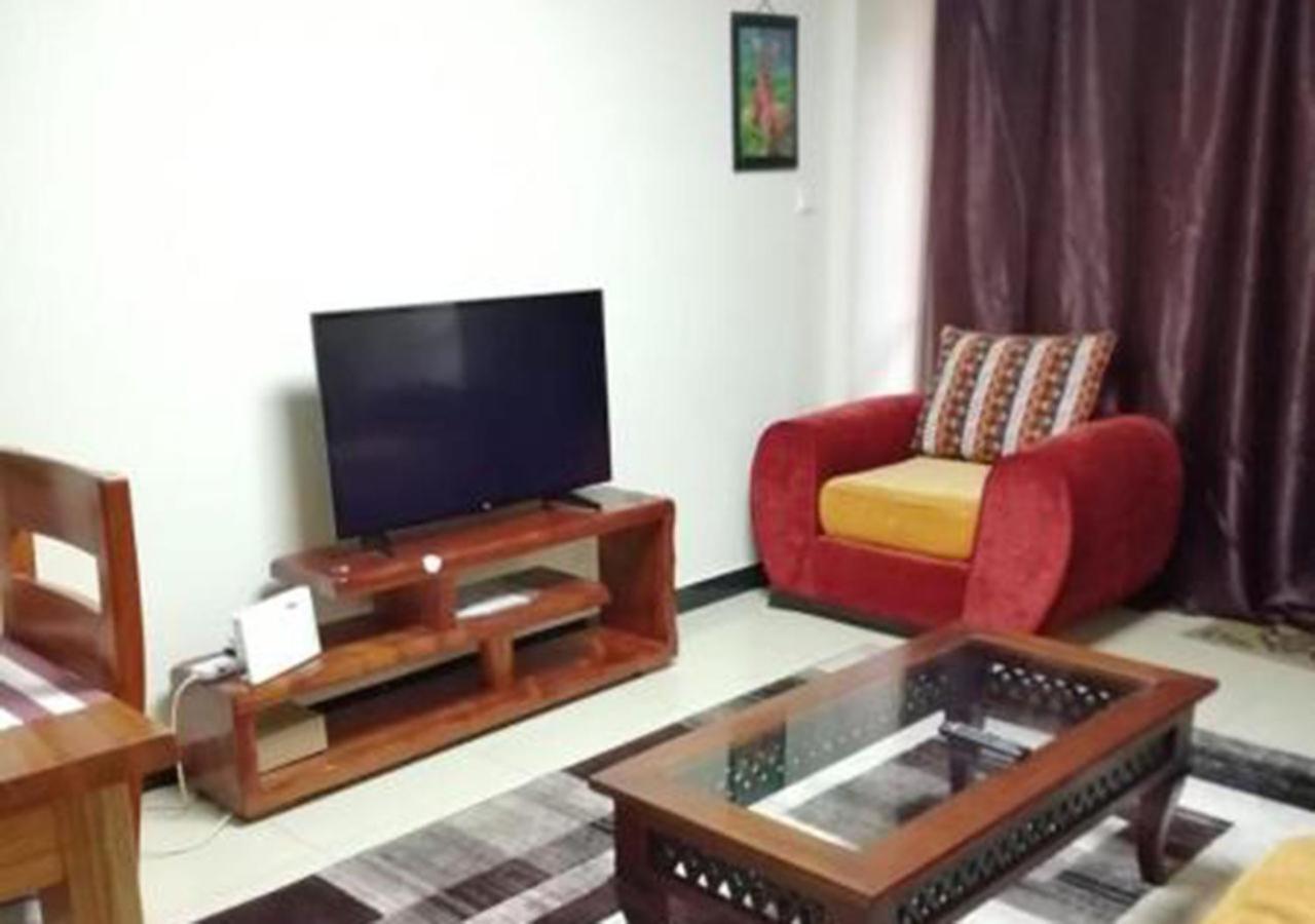 S. Lucie Sapphire Court Apartment Nairobi Bagian luar foto