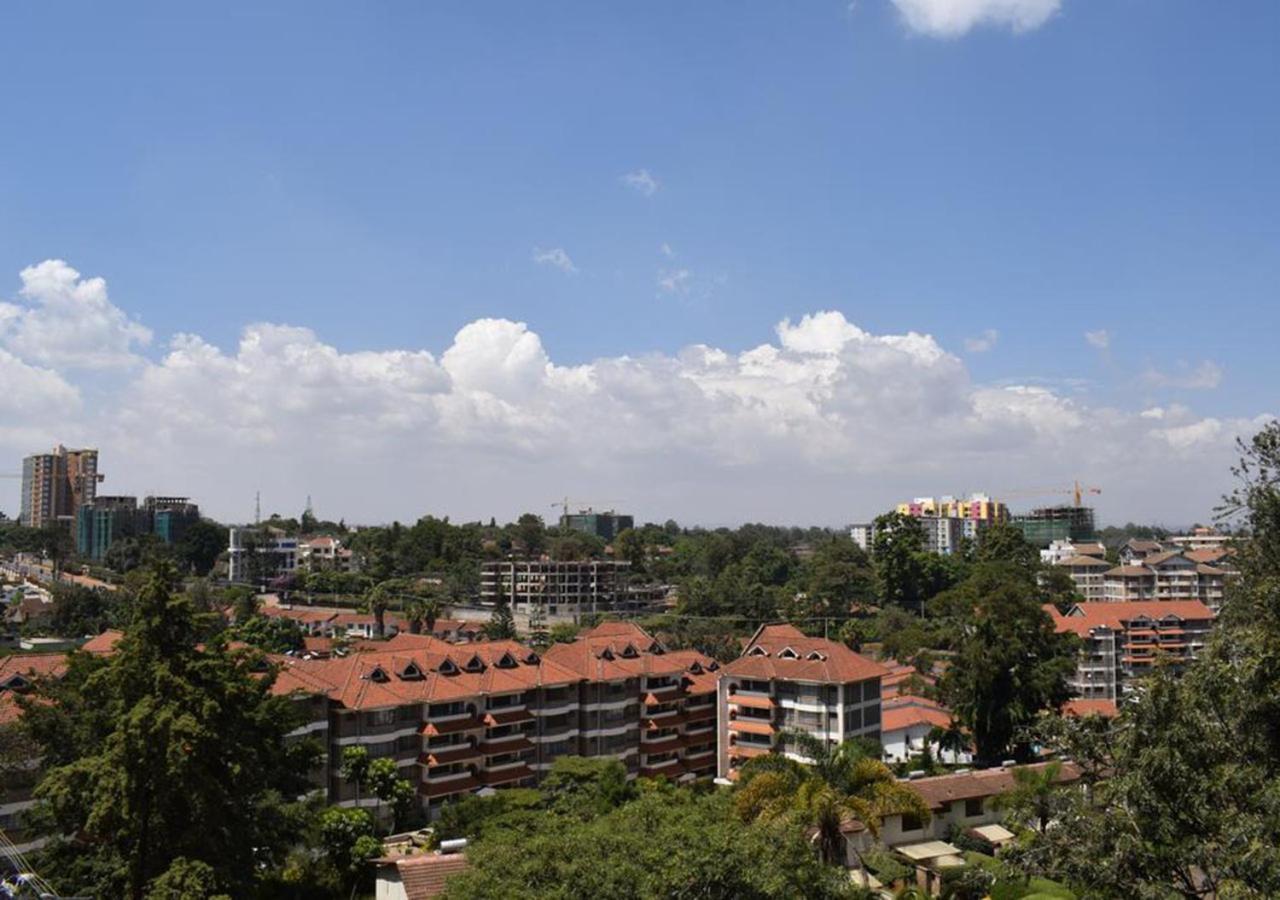 S. Lucie Sapphire Court Apartment Nairobi Bagian luar foto